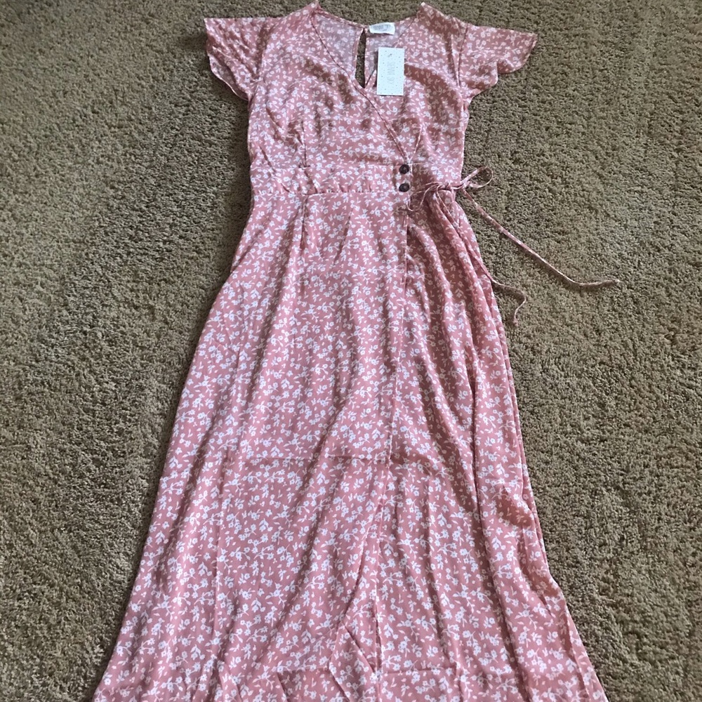 Sienna Sky Wrap Dress Size Medium